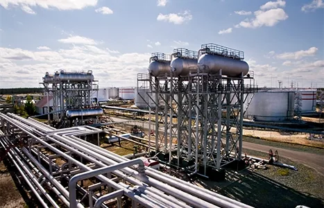 Oil and gas processing units and pipelines