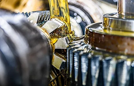 Industrial lubricant coating machine gears